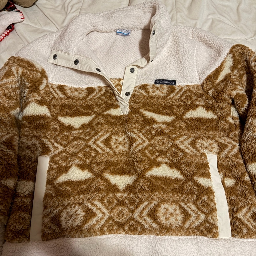Columbia Cream and Brown Fleece Pullover - Picture 2 of 6